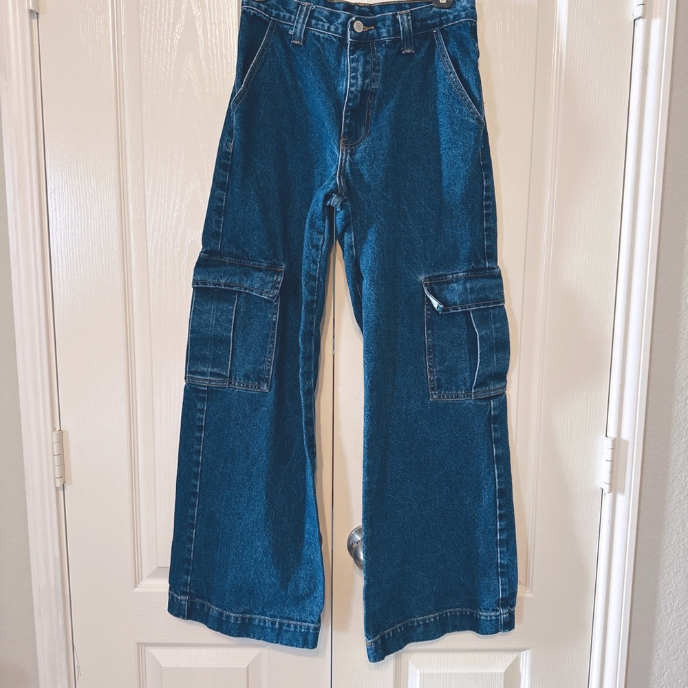 J. Galt Woman’s Wide Legs Cargo Jeans Size Small Dark Blue